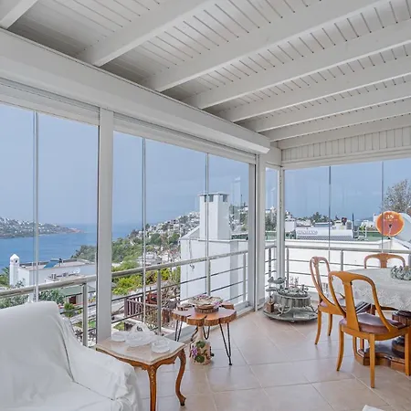 3 Bedroom Villa With A Lovely Garden GundoğAn فيلة