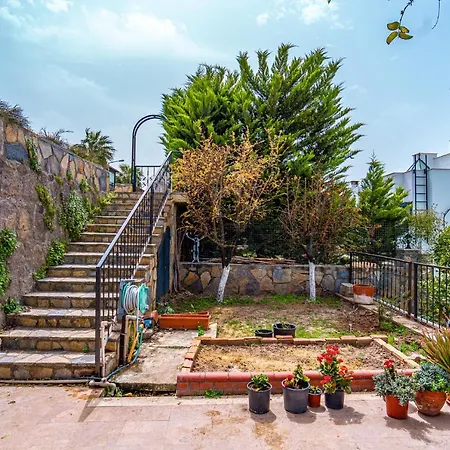 3 Bedroom Villa With A Lovely Garden GundoğAn *
