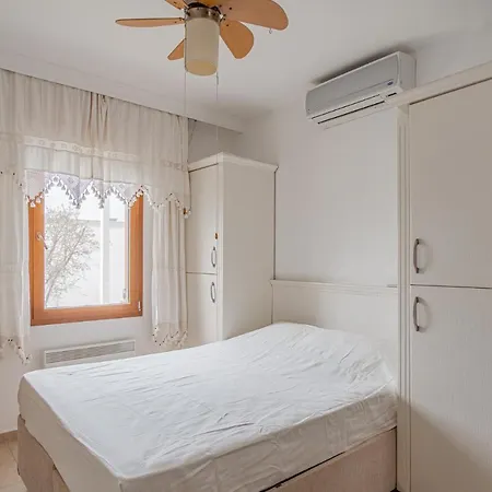 3 Bedroom Villa With A Lovely Garden GundoğAn فيلة *