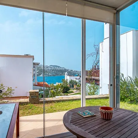 3 Bedroom Villa With A Lovely Garden GundoğAn *