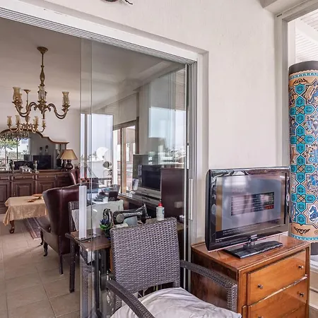 3 Bedroom Villa With A Lovely Garden GundoğAn فيلة بودروم