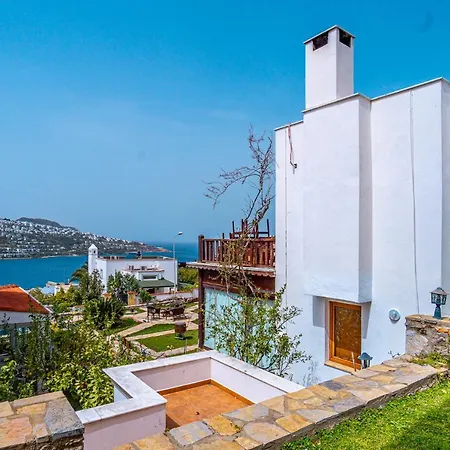 3 Bedroom Villa With A Lovely Garden GundoğAn * بودروم
